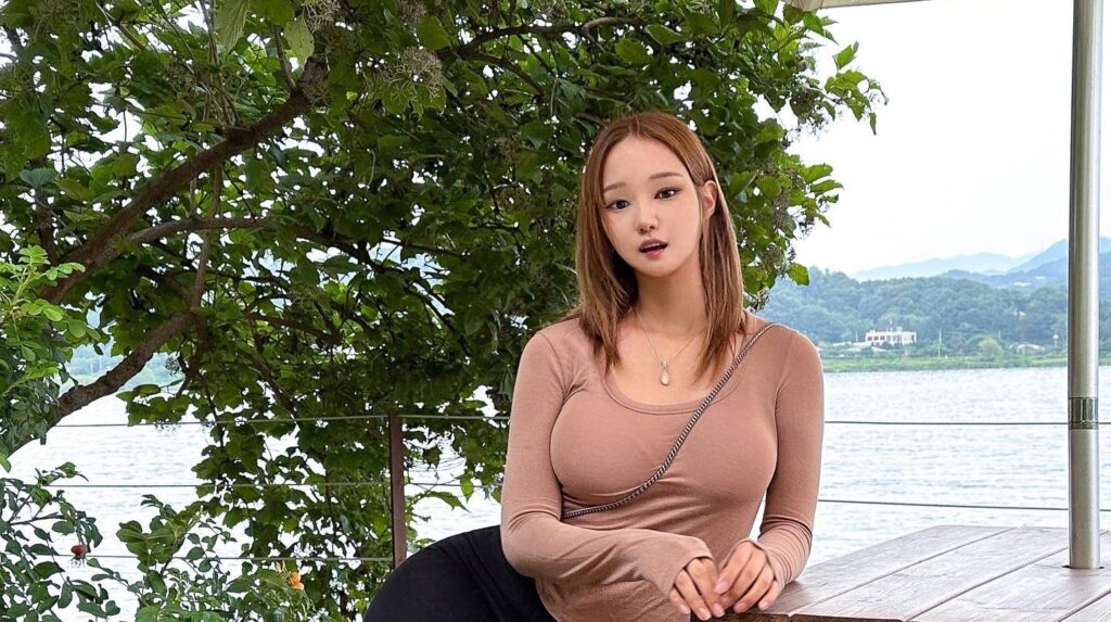 Why Yuyuhwa Is Trending Worldwide? Career, Net Worth 2026