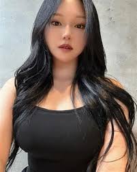 Why Yuyuhwa Is Trending Worldwide? Career, Net Worth 2026